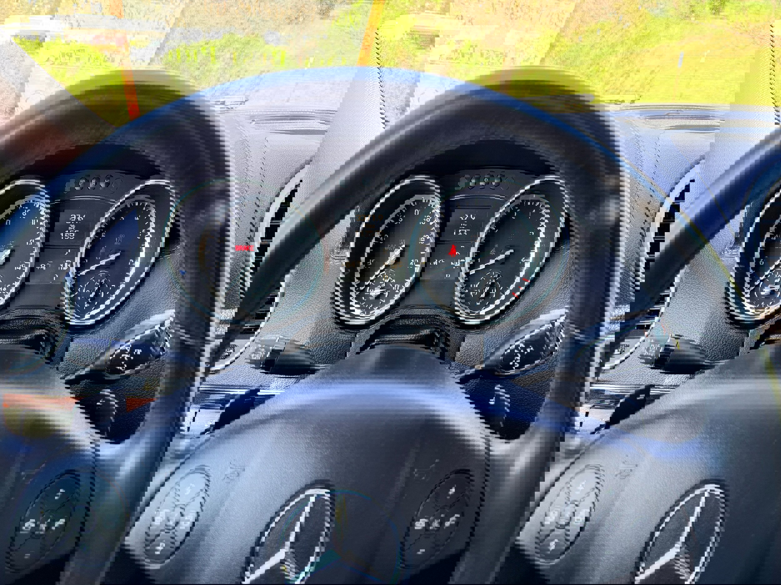 Used 2011 Mercedes-Benz GL 450 4matic image 17