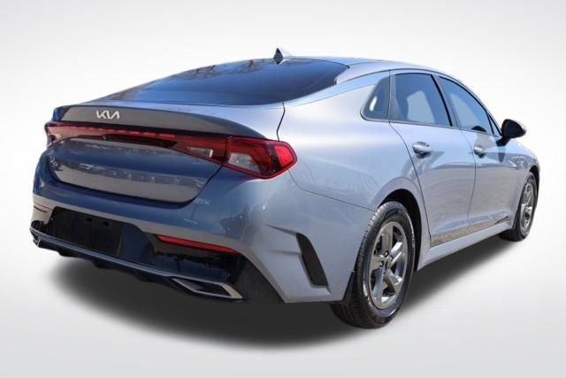 Used 2022 Kia K5 LXS image 9