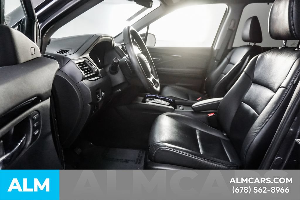 Used 2020 Honda Pilot Touring image 16