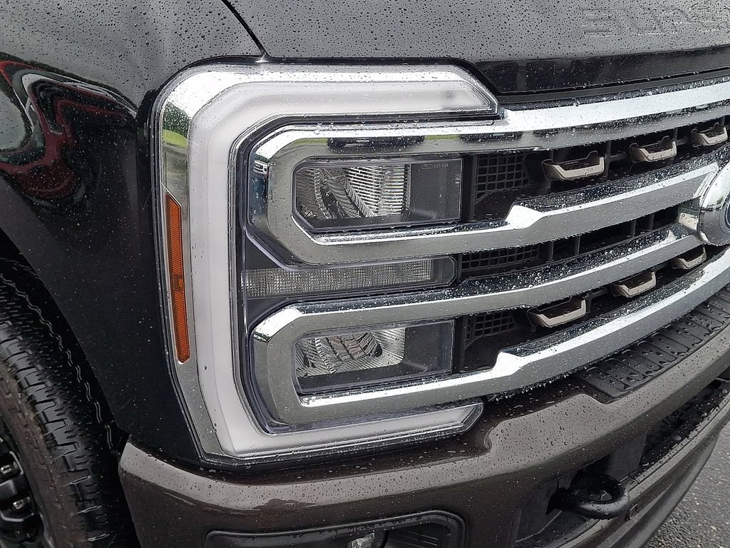 Used 2024 Ford F250 King Ranch AWD/4WD image 9