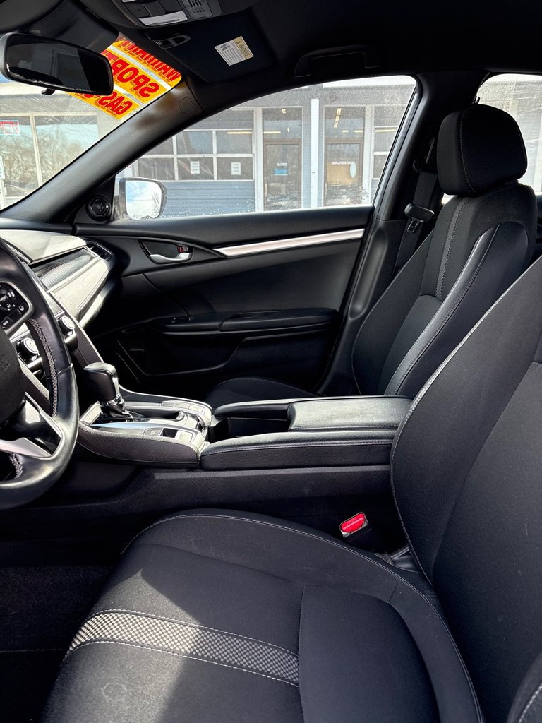 Used 2019 Honda Civic Sport image 9
