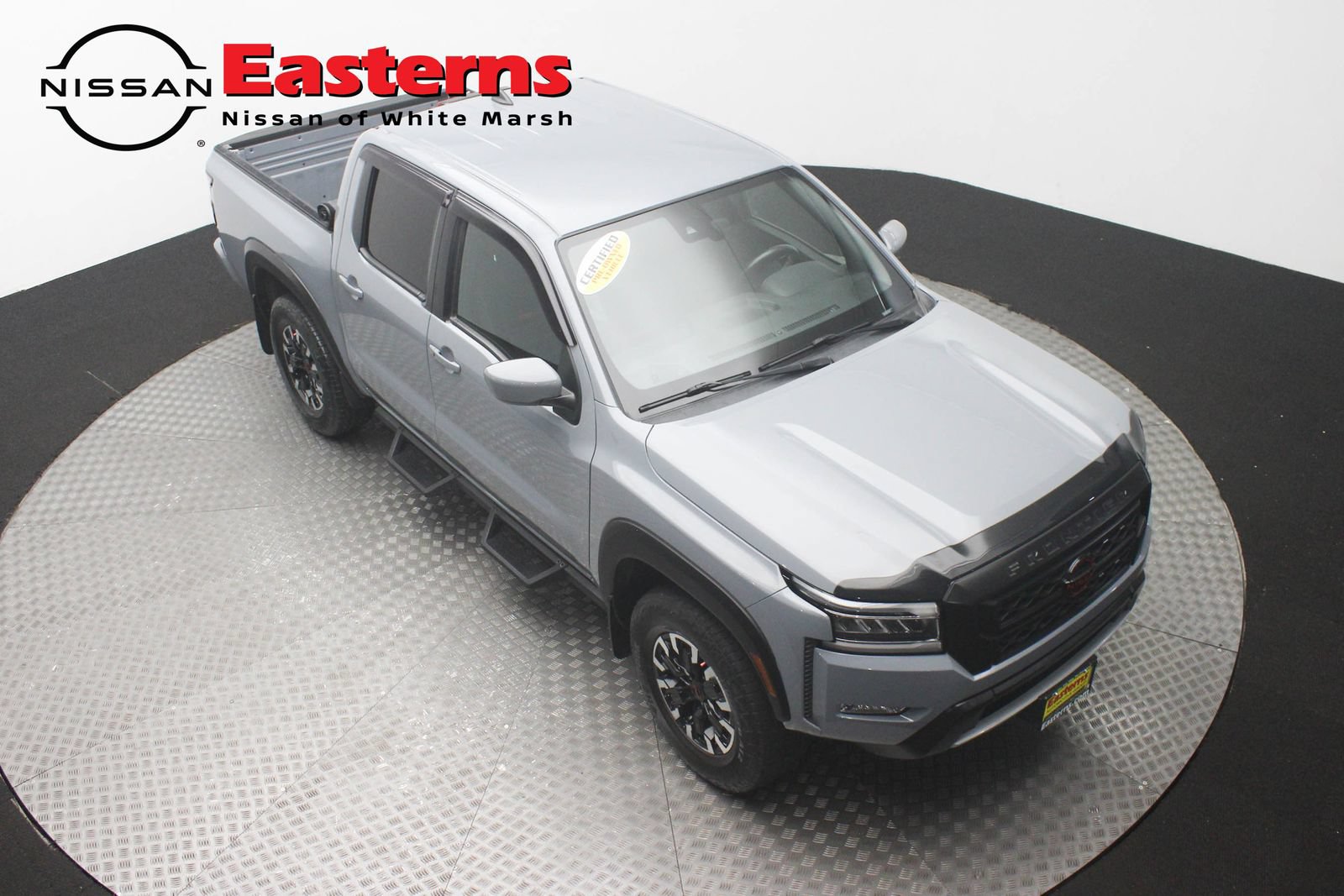 Used 2023 Nissan Frontier PRO-4X w/ Technology Package AWD/4WD image 3
