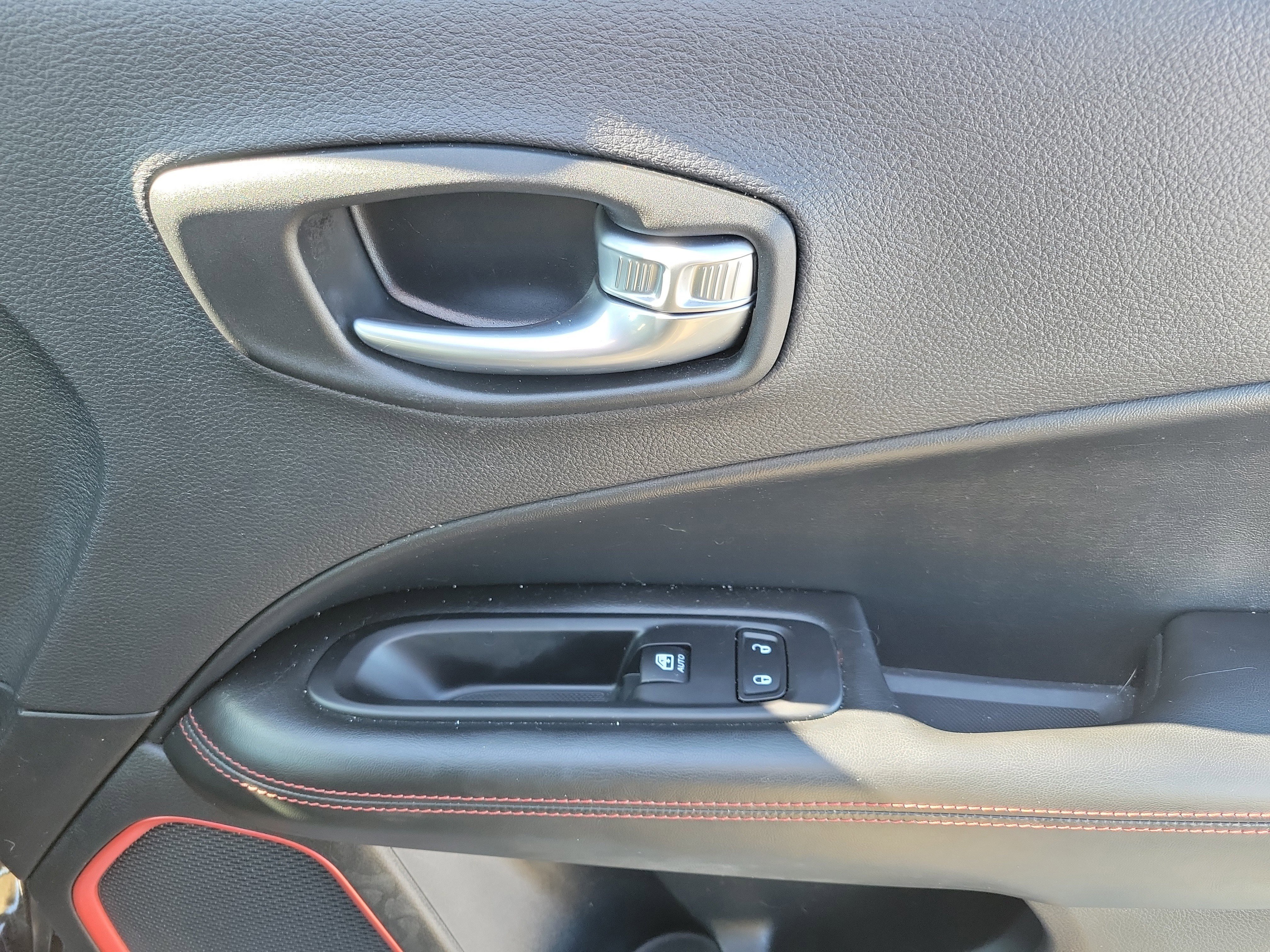 Used 2020 Jeep Compass Trailhawk w/ Leather Interior Group image 28