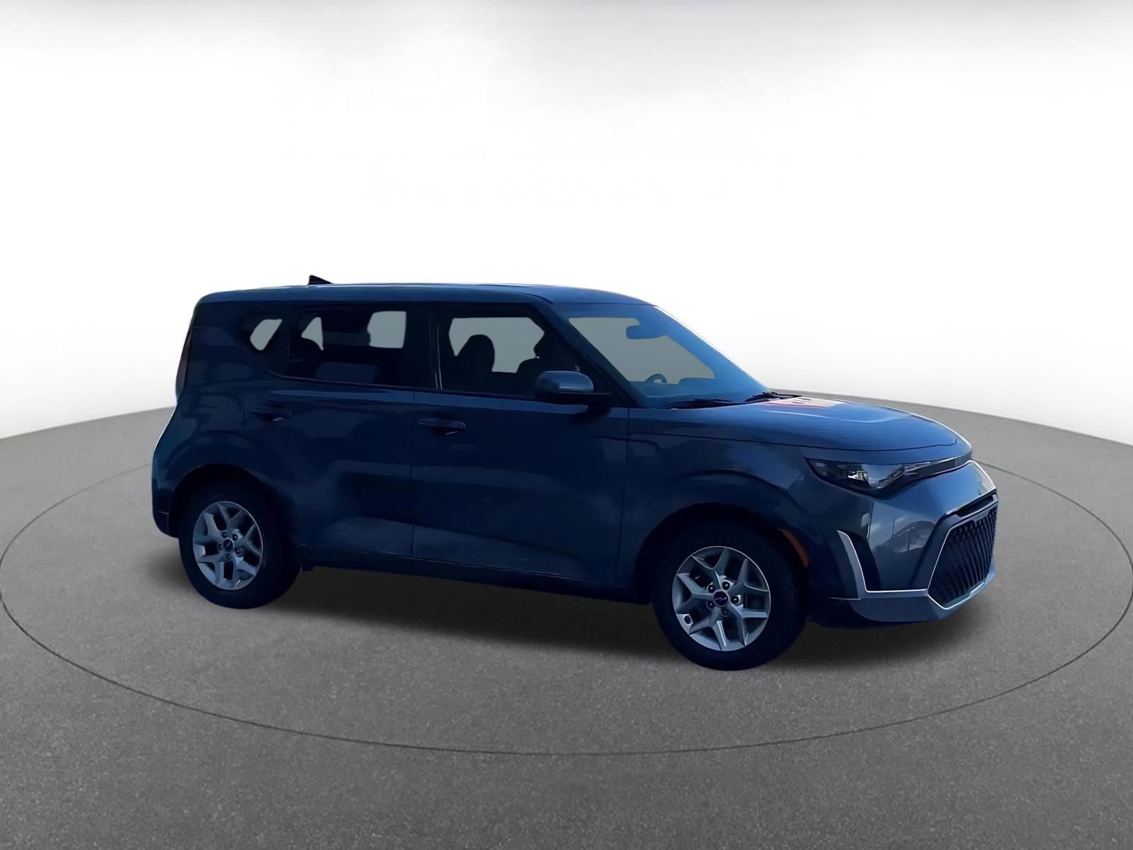 Used 2025 Kia Soul LX w/ LX Technology Package video 2