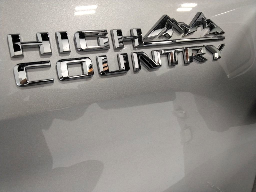Used 2023 Chevrolet Silverado 2500 High Country w/ Technology Package image 52