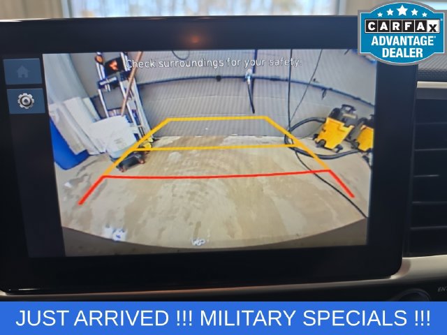 Used 2026 Hyundai Venue SEL FWD image 24