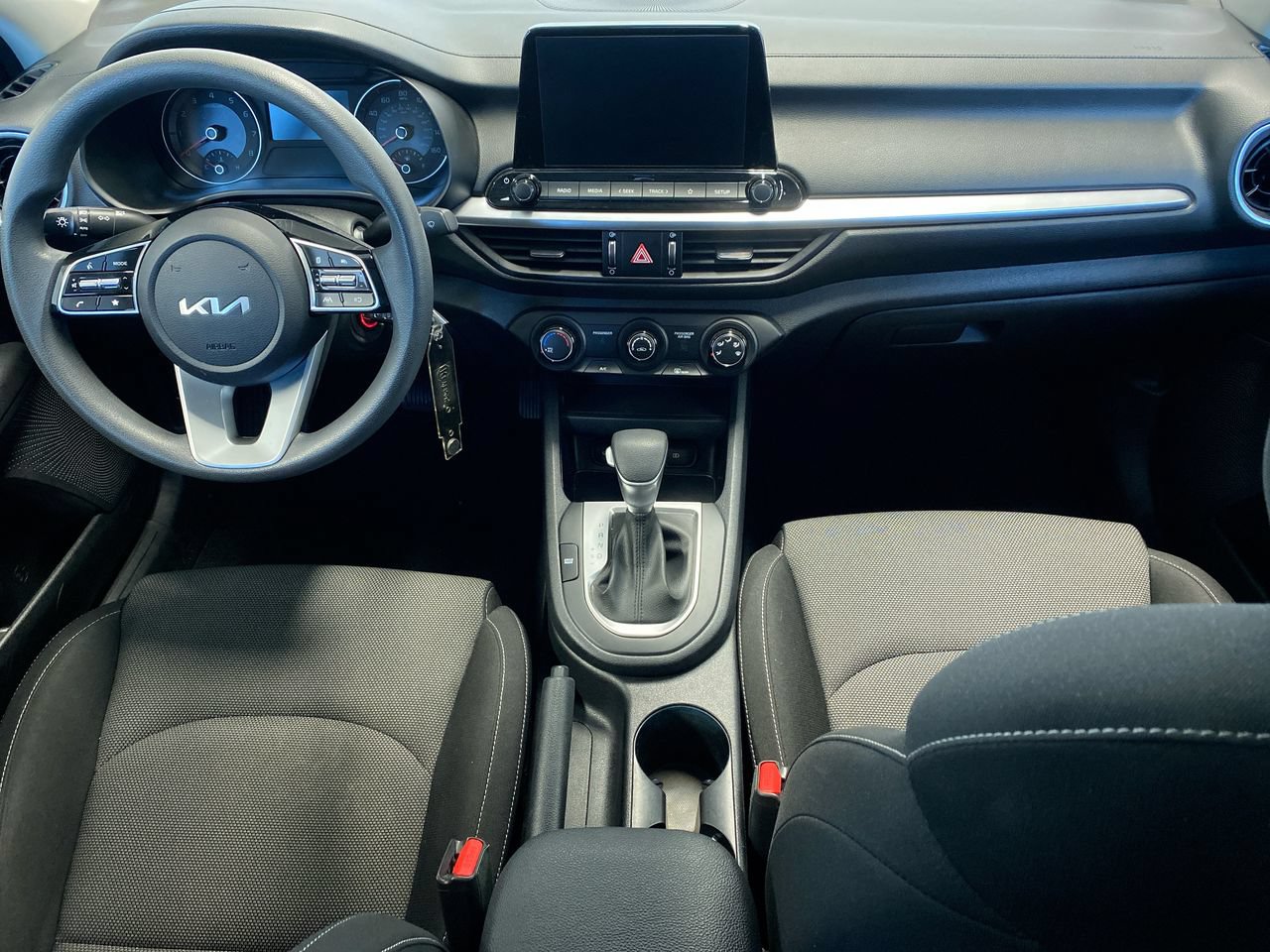 Used 2024 Kia Forte LXS FWD image 31