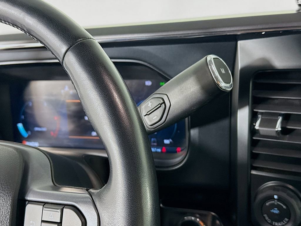 Used 2023 Ford F350 Lariat w/ Lariat Ultimate Package AWD/4WD image 17