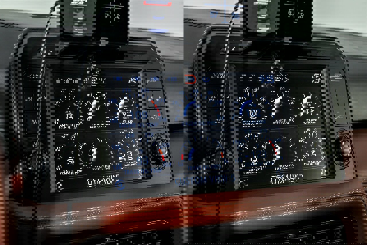 Used 2019 Nissan GT-R Premium w/ Premium Interior Package image 29