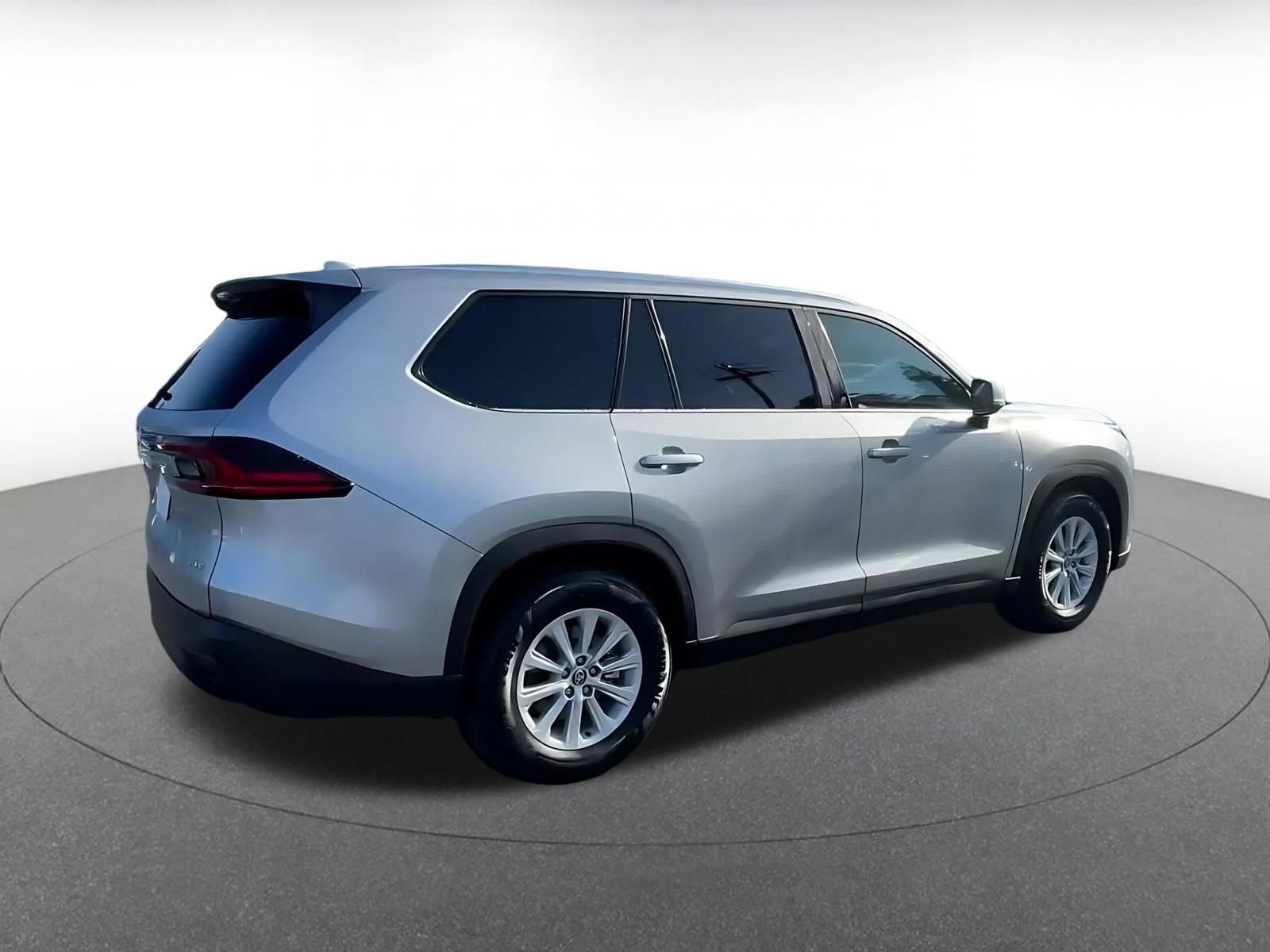 Used 2025 Toyota Grand Highlander FWD image 15