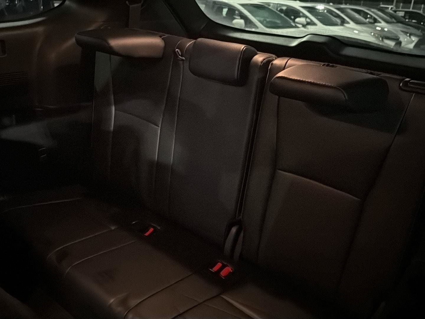 Used 2024 Toyota Highlander XSE FWD image 12