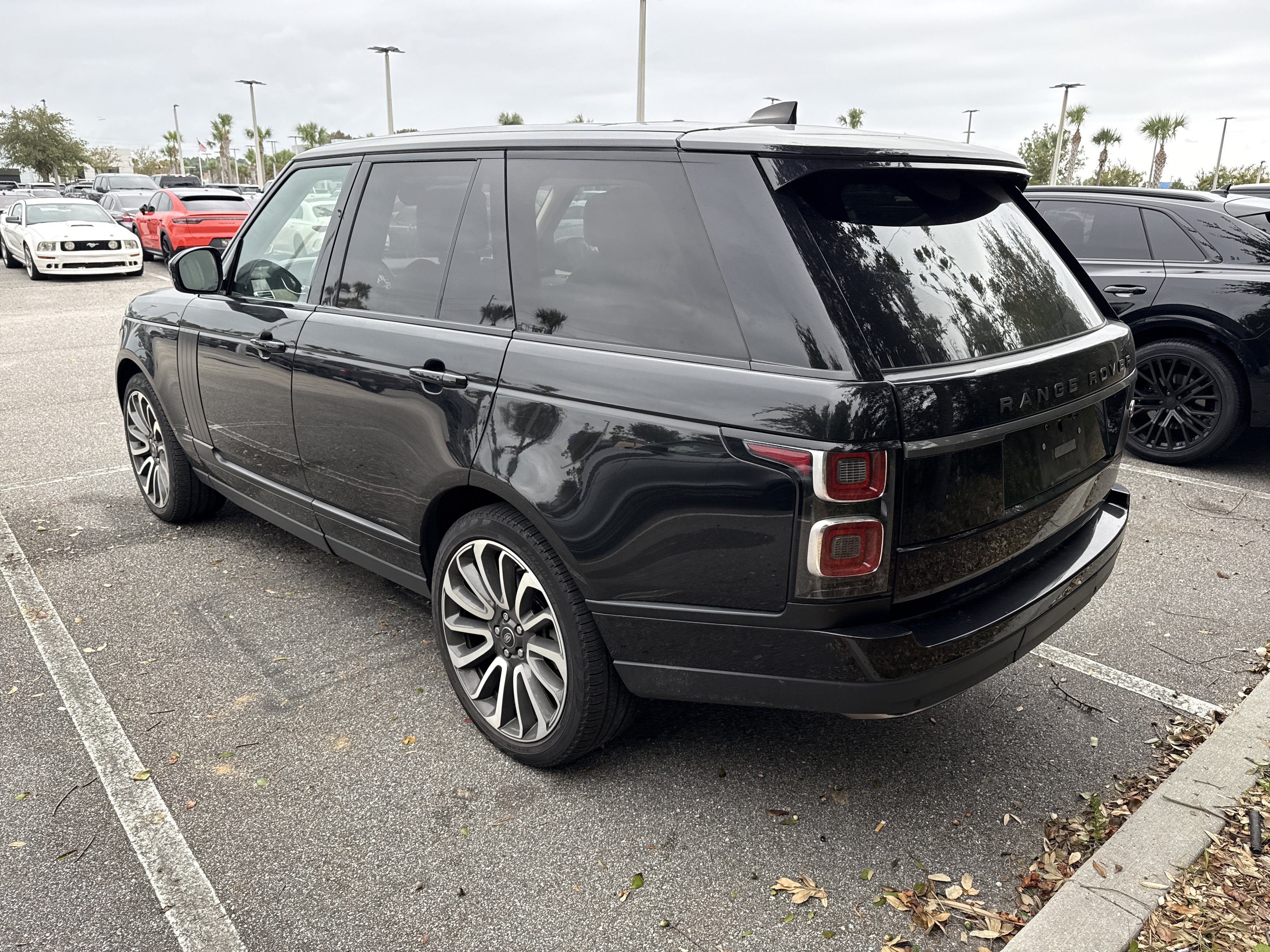 Used 2021 Land Rover Range Rover AWD/4WD image 4