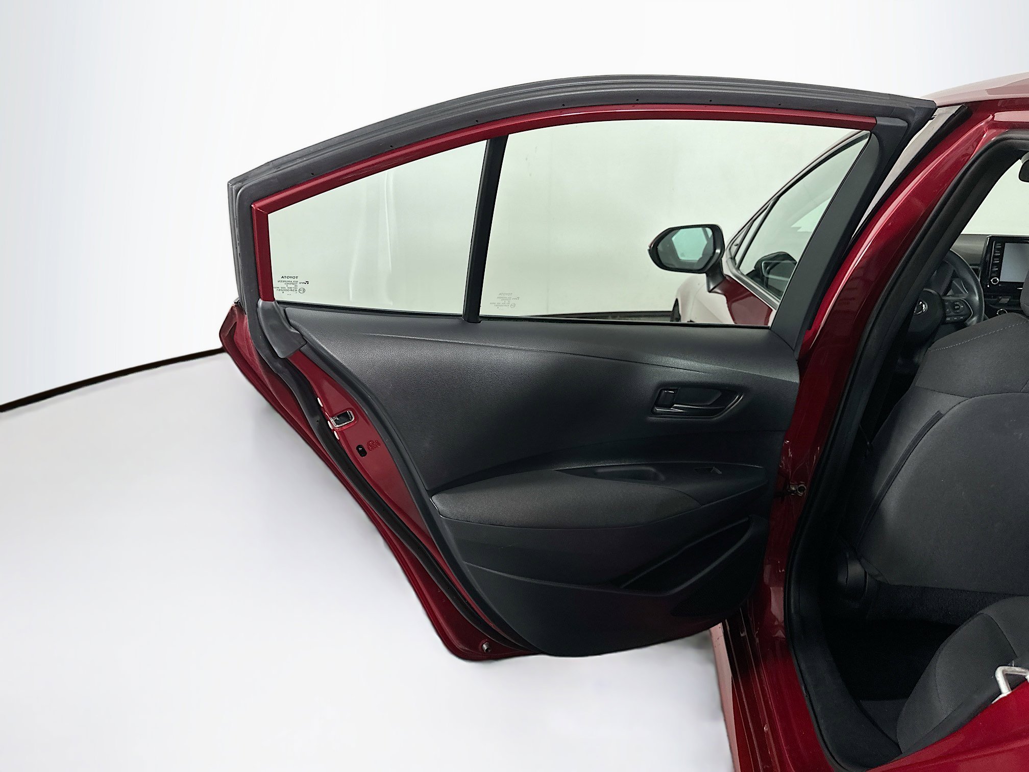 Used 2022 Toyota Corolla LE FWD image 26