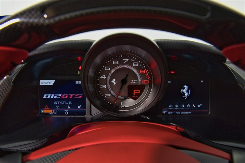 Used 2023 Ferrari 812 GTS RWD image 27