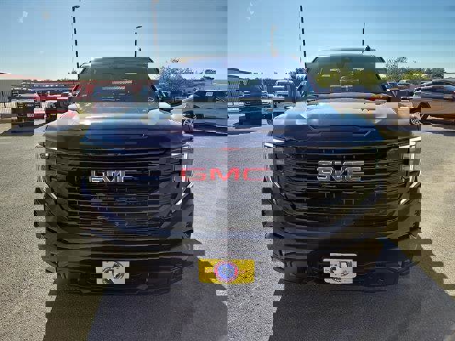 New 2026 GMC Sierra 1500 Elevation image 8