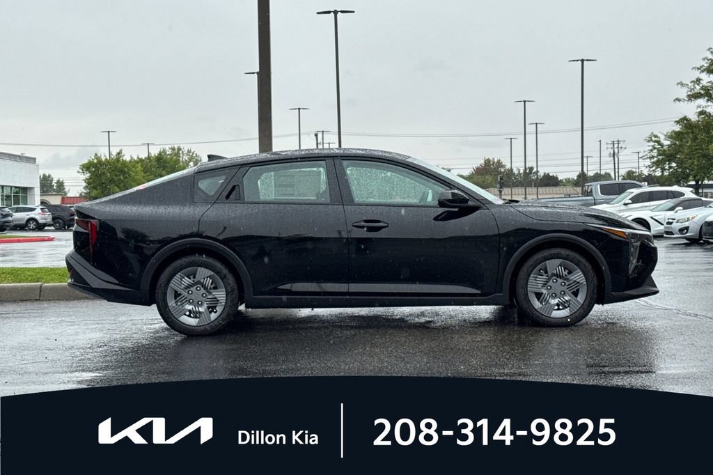 New 2026 Kia K4 FWD image 3