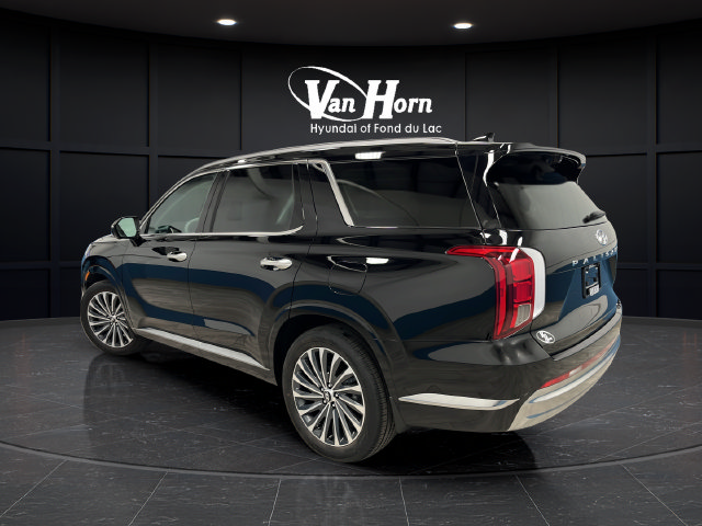 Used 2025 Hyundai Palisade Calligraphy FWD image 5