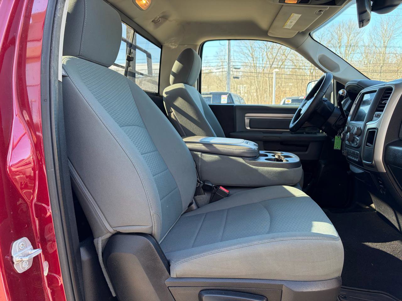 Used 2015 RAM 2500 SLT image 41