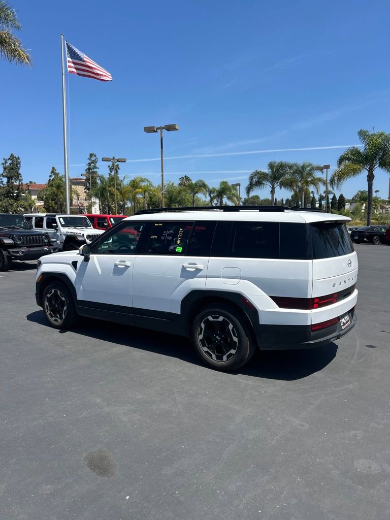 Used 2025 Hyundai Santa Fe SEL image 6