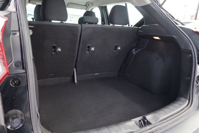 Used 2019 Nissan Kicks SV image 28