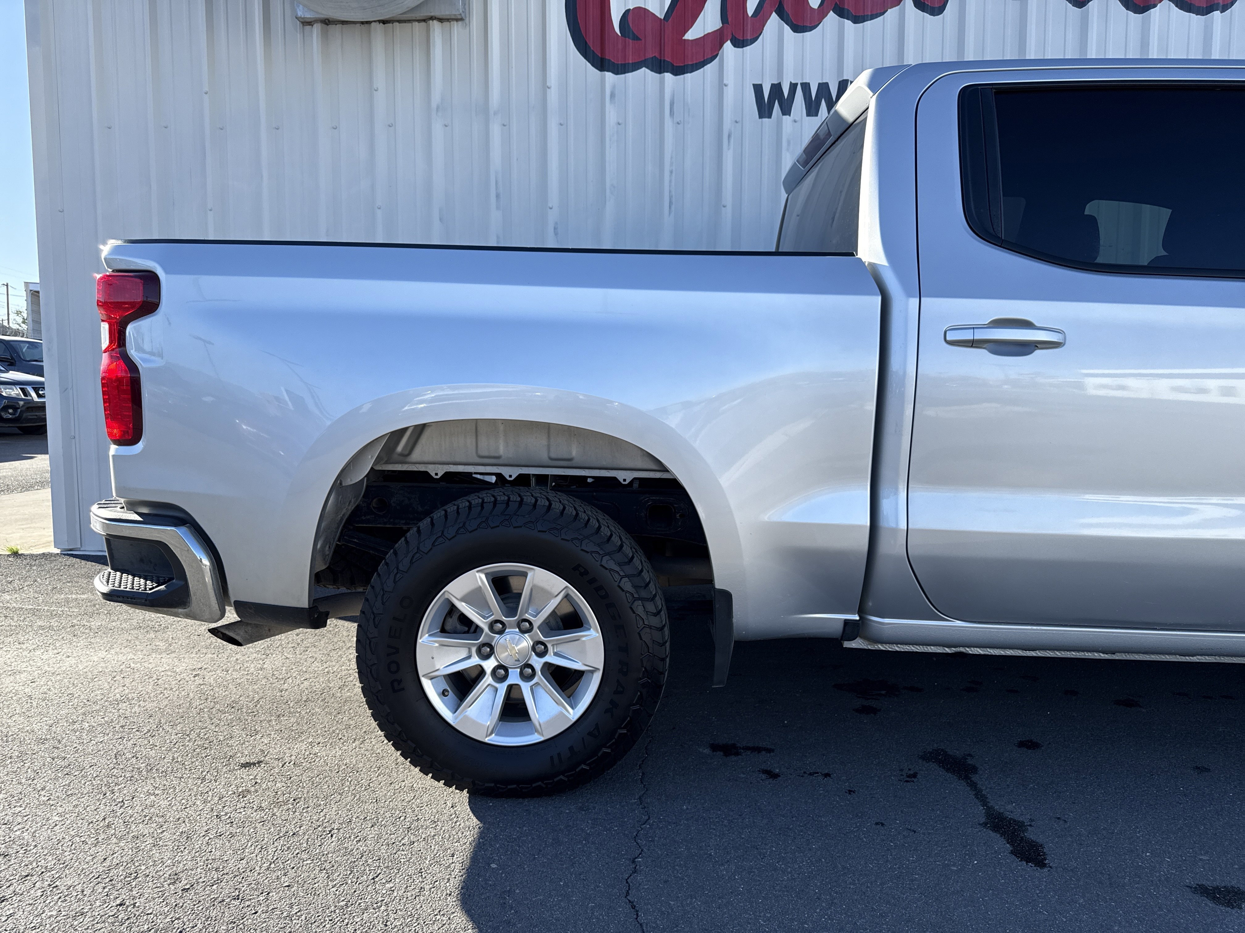 Used 2021 Chevrolet Silverado 1500 LT image 35