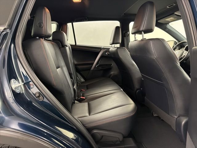 Used 2017 Toyota RAV4 SE image 13