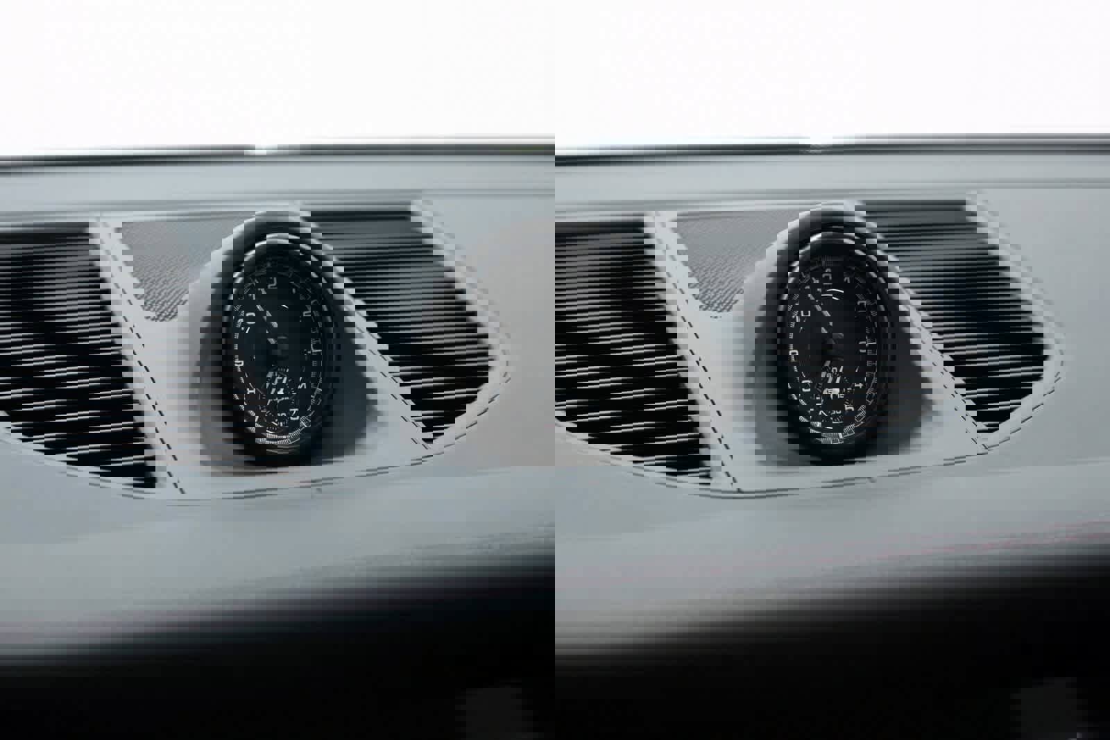 Certified 2025 Porsche Macan image 25