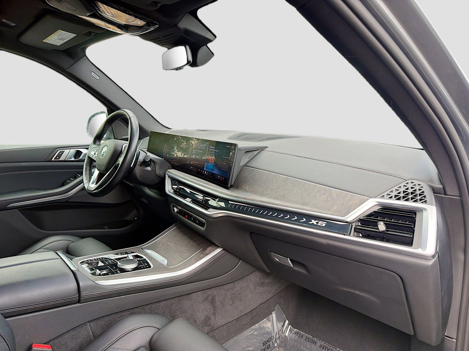 Certified 2025 BMW X5 xDrive50e image 15