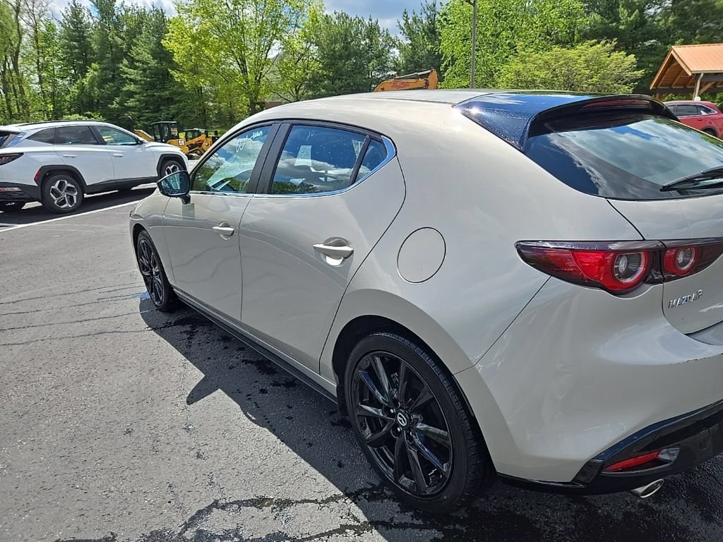 Used 2024 MAZDA MAZDA3 s FWD image 8