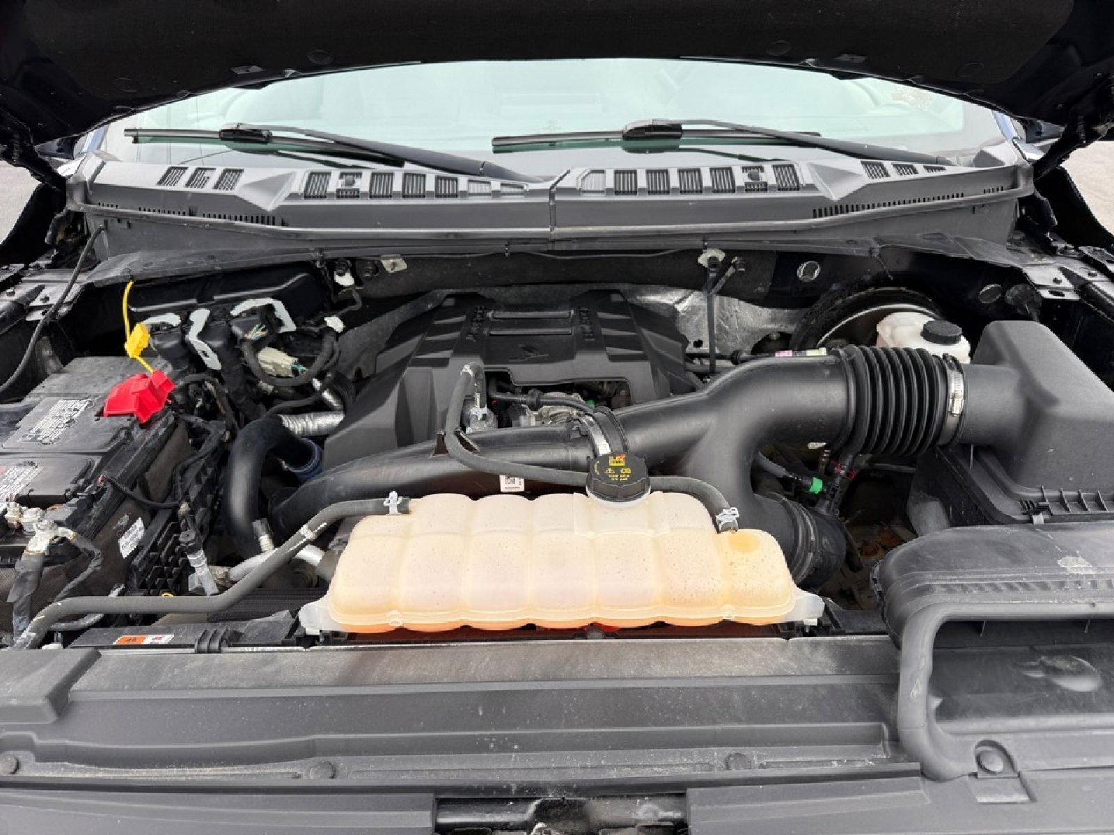 Used 2018 Ford F150 XLT image 35