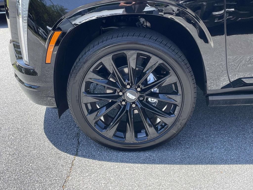 New 2026 Cadillac Escalade Platinum Sport w/ LPO, ONYX Package AWD/4WD image 9