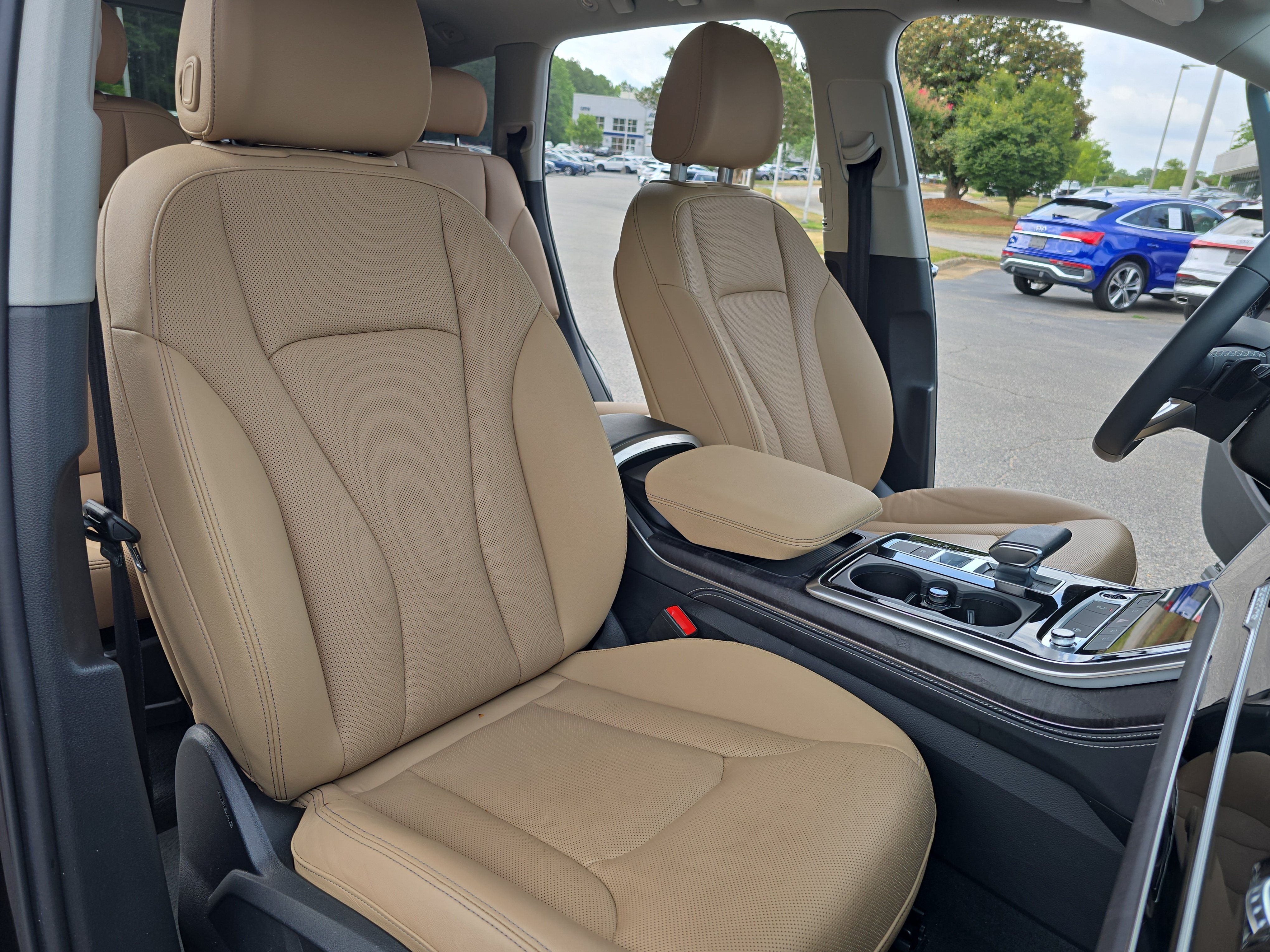 Used 2025 Audi Q7 3.0T Premium Plus AWD/4WD image 10