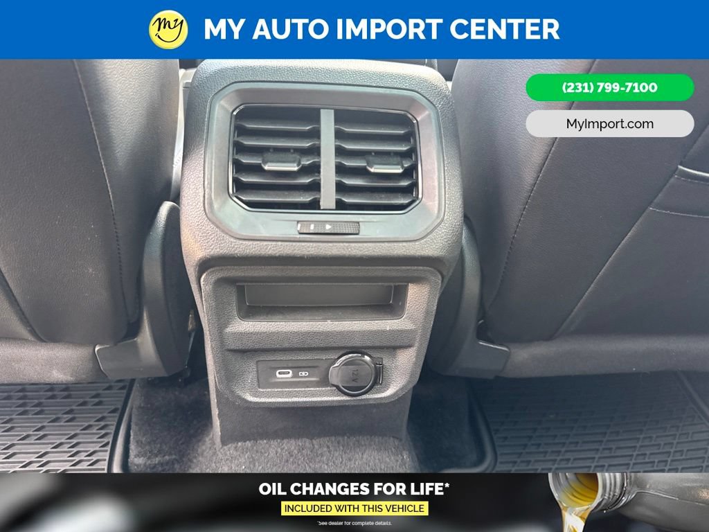 Used 2024 Volkswagen Tiguan SE R-Line AWD/4WD image 27
