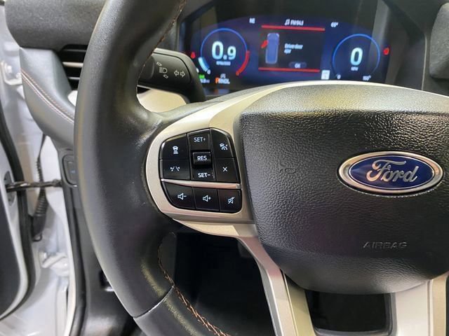 Used 2025 Ford Explorer Active image 35