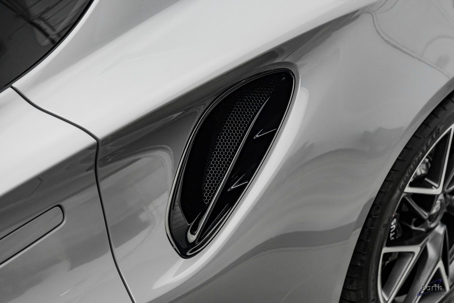 New 2026 Lotus Emira V6 SE Touring RWD image 36