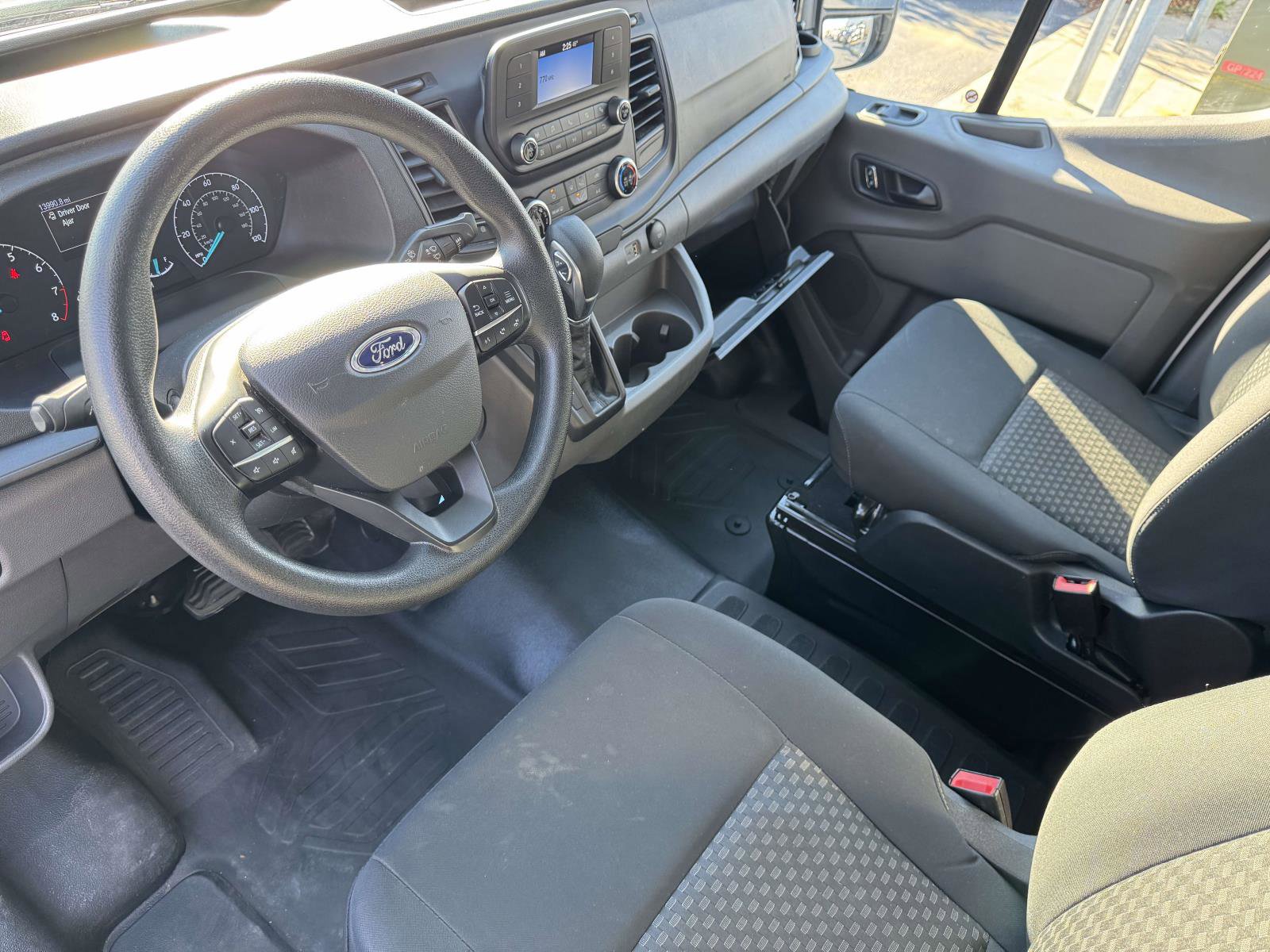 Used 2024 Ford Transit 250 Low Roof w/ Exterior Upgrade Package image 12