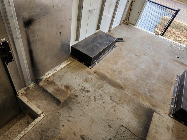 Used 2021 Chevrolet Express 3500 w/ Power Convenience Package image 13