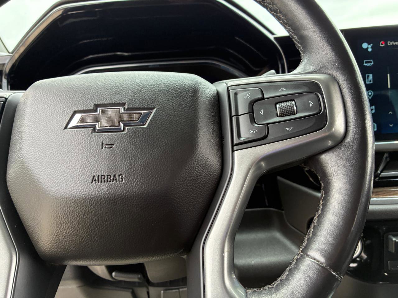 Used 2022 Chevrolet Silverado 1500 LT Trail Boss w/ LT Trail Boss Premium Package AWD/4WD image 28