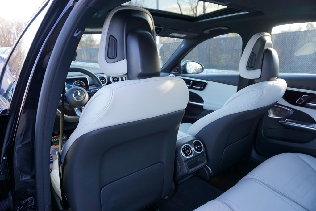 Certified 2022 Mercedes-Benz C 300 Sedan image 14