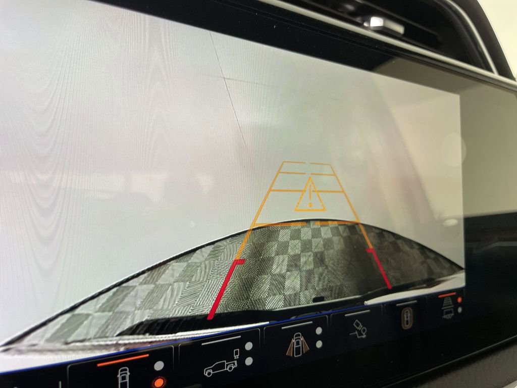 New 2025 GMC Sierra 2500 Denali w/ Denali Reserve Package image 15