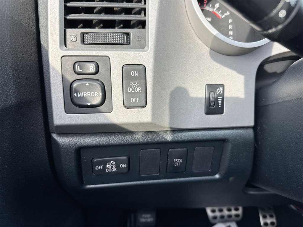 Used 2009 Toyota Tundra 4x4 Double Cab image 17