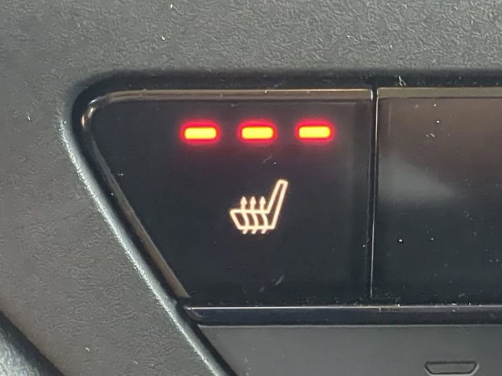 Certified 2024 Honda Accord EX image 23