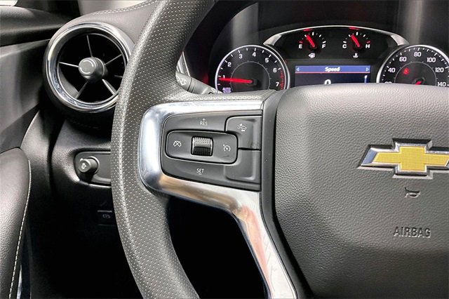 Used 2025 Chevrolet Blazer LT image 12