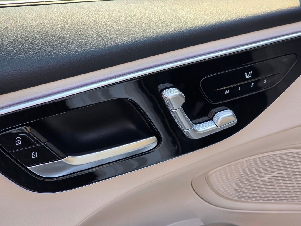 New 2026 Mercedes-Benz C 300 4MATIC Sedan image 34