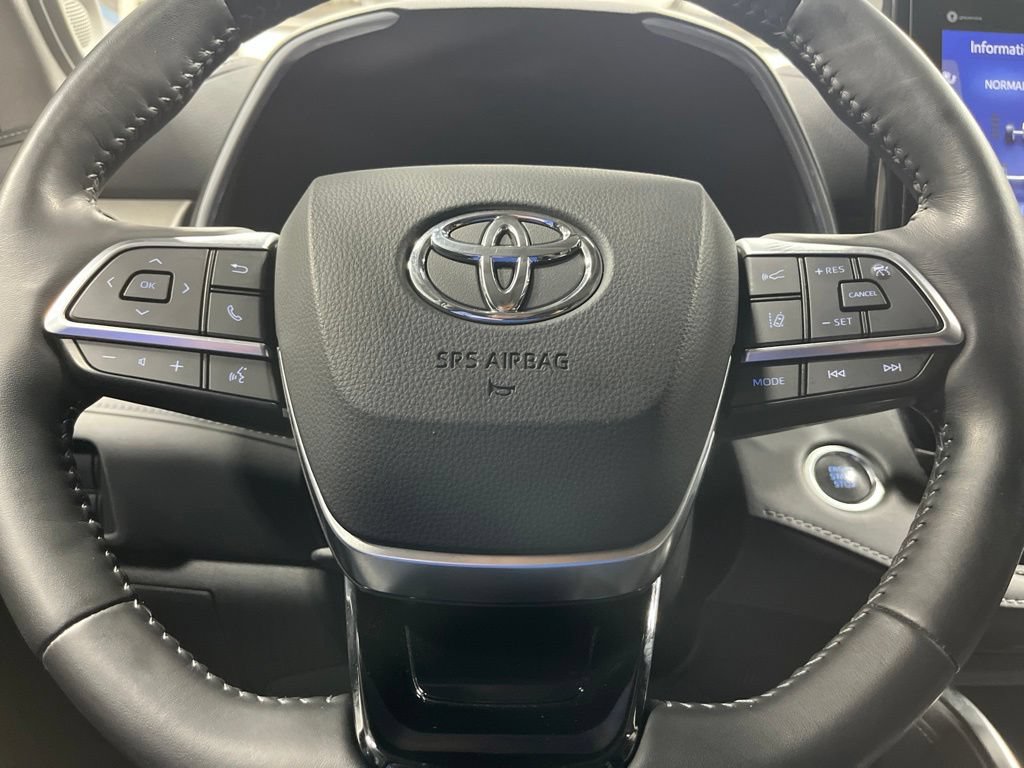 Used 2020 Toyota Highlander Limited AWD/4WD image 21