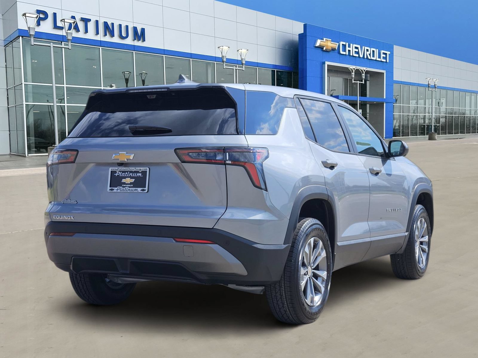 New 2027 Chevrolet Equinox LT w/ Safety and Technology Package FWD image 5