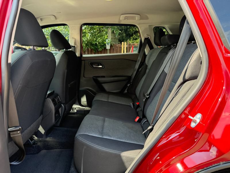 Used 2023 Nissan Rogue SV AWD/4WD image 15