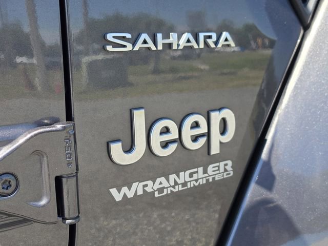 Used 2020 Jeep Wrangler Unlimited Sahara AWD/4WD image 16