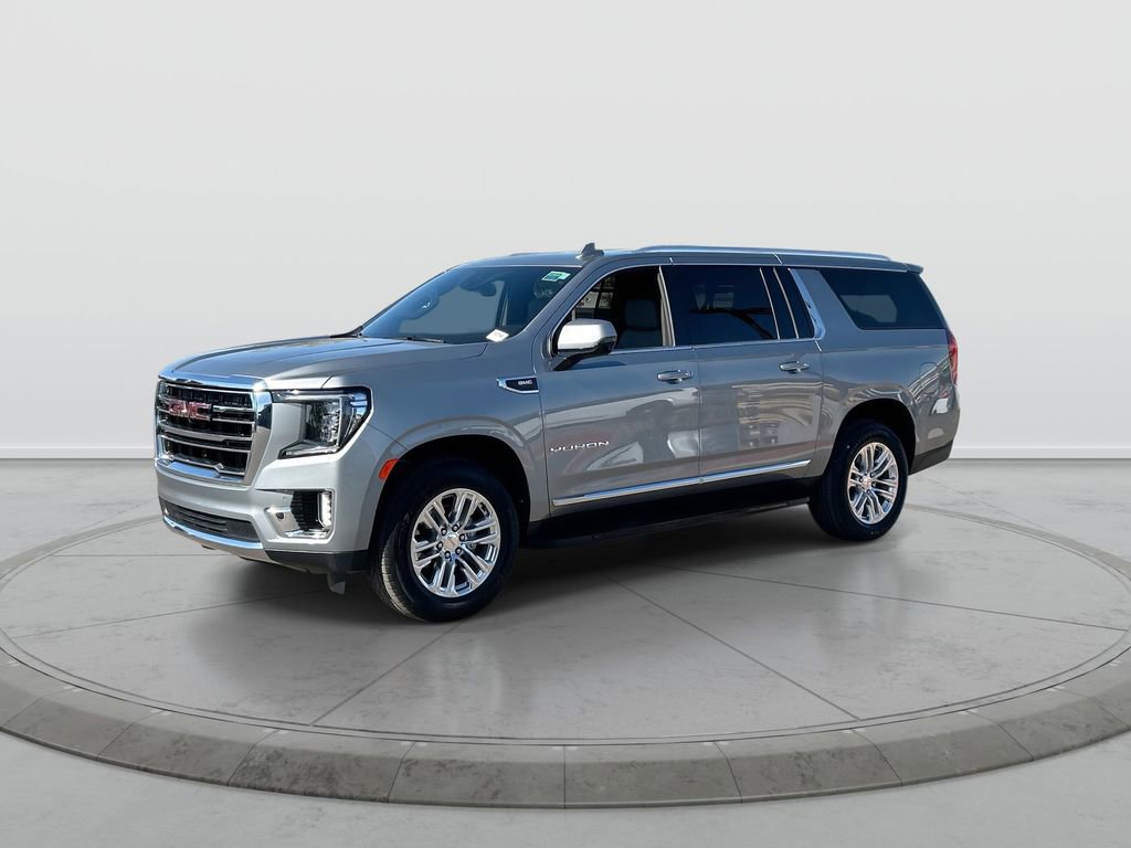 Used 2024 GMC Yukon XL SLT w/ SLT Luxury Package AWD/4WD image 4