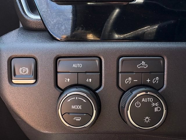 Used 2026 Chevrolet Silverado 1500 LT AWD/4WD image 22